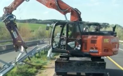 Schutzplanken-demontage Autobahn